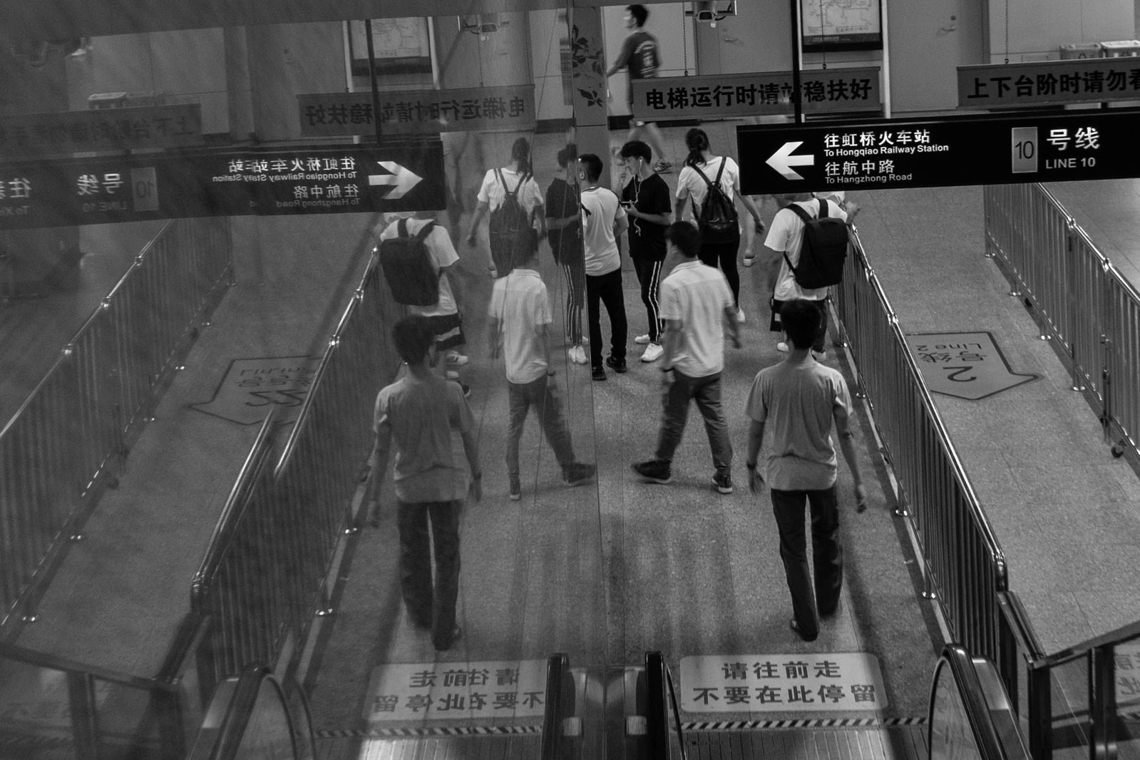 Rush hour at the metro, in B&W